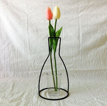 Load image into Gallery viewer, Hanging Glass Flower Vase - thedecoratives.com
