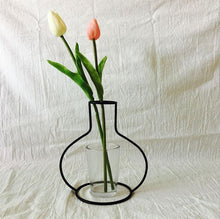 Load image into Gallery viewer, Hanging Glass Flower Vase - thedecoratives.com
